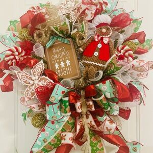 Festive Gingerbread Holiday Wreath with Red and Green Accents